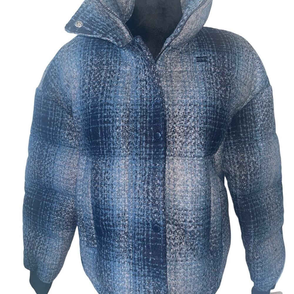 Levi's Women's Blue Plaid Cinch Waist Puffer Jacket - Picture 4 of 15